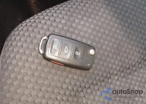 2014 Volkswagen Jetta 2.0L S z USA, uszkodzony, nr VIN 3VW2K7AJ4EM223999